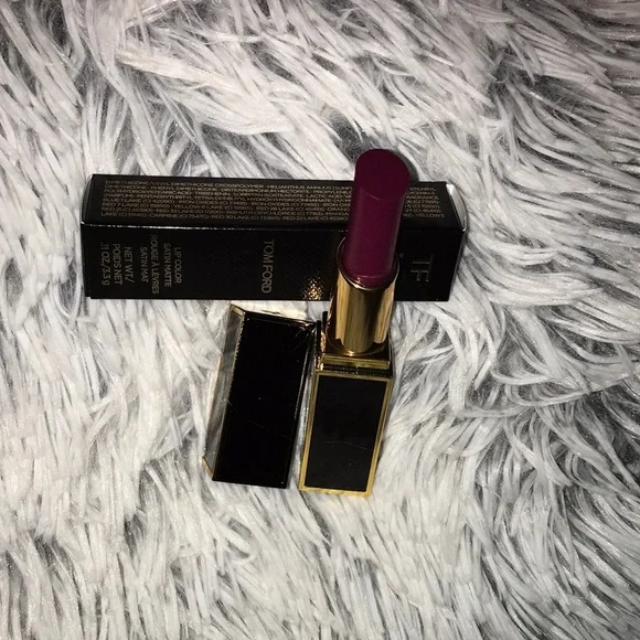 Tom Ford lip color satin matte lipstick- shaggable